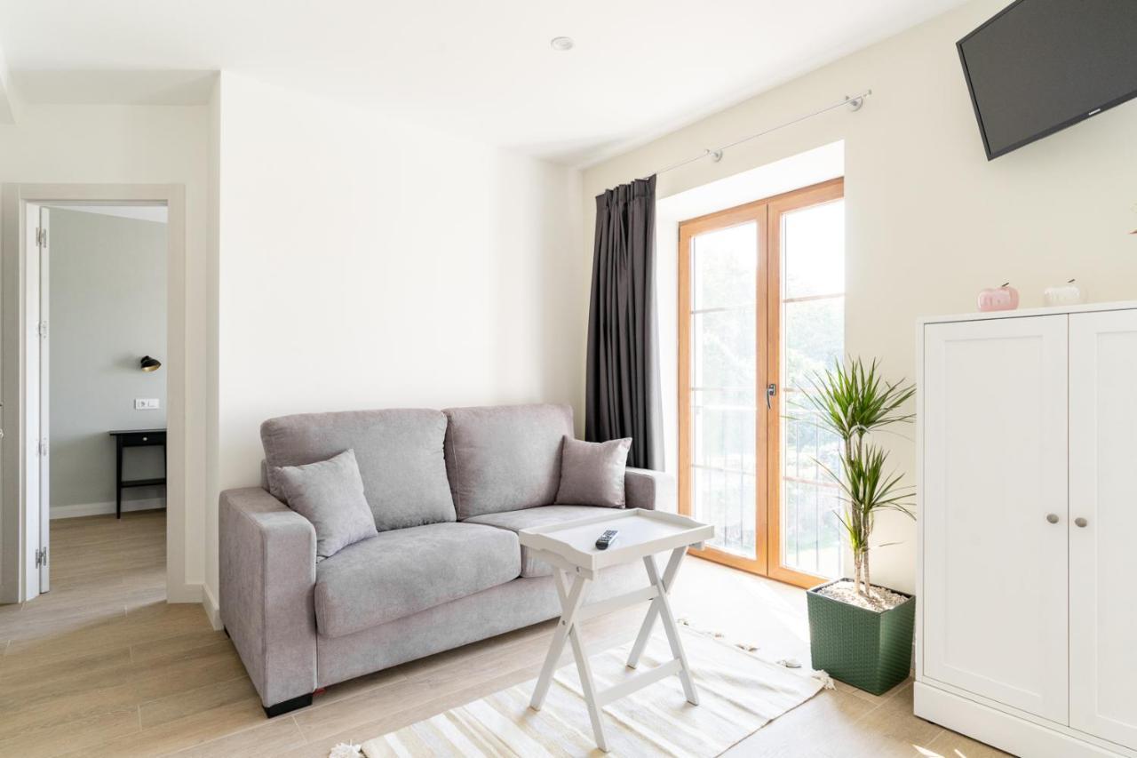 Villaverde de Pontones Jardines Villaverde מראה חיצוני תמונה